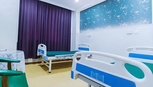 董璇失去的口碑，竟然被自己9岁的女儿挽回了